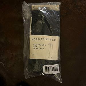 Aeropostale black leggings Size medium.